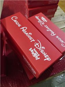 迪士尼牌纸牌游戏红盒版,包含 837 张卡片,成人新派对游戏 - OBL10204382