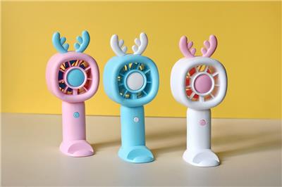 小鹿充电风扇 手持风扇夏日风扇便携风扇桌面风扇小风扇电动风扇 - OBL10427020