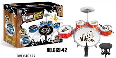 Spray paint drumming - OBL640777