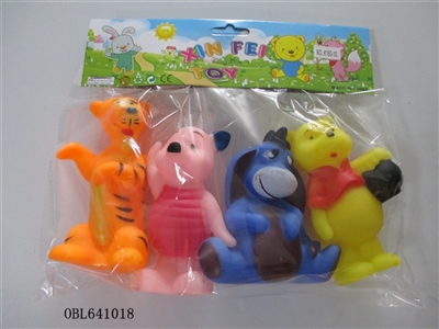 Four zhuang lining plastic winnie the pooh - OBL641018