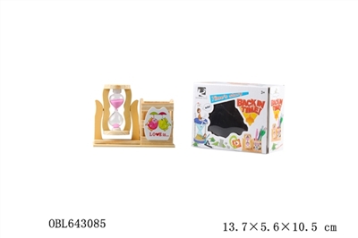 Cartoon fish hourglass wooden pen container - OBL643085