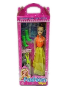 11.5 empty handed beautiful girl with conventional fitting clothes - OBL660762