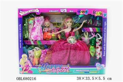 Barbie with 14 items of clothing cycling - OBL680216