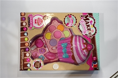 Layer cake cosmetics - OBL681359