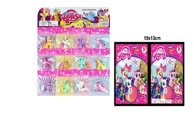 More than a dozen plastic Ma Baoli color orange - OBL685877