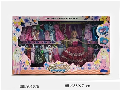 时尚芭比配26件衣 - OBL704076