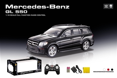 1:18 Mercedes GL550 - OBL709390