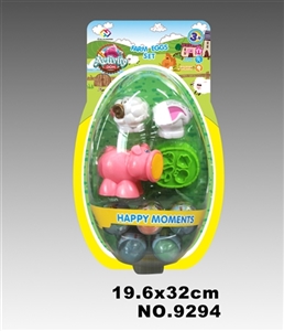 The color eggs mud pig farm - OBL712842