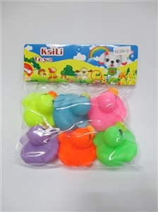 六只庄搪塑鸭（环保材料） - OBL727604