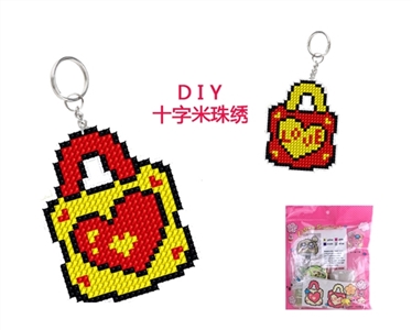 DIY cross-stitch love locks - OBL734632