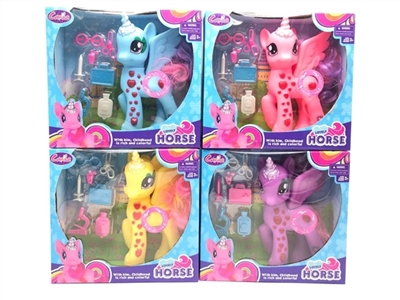 Alone the wildebeest - OBL770062