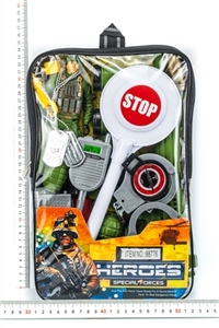 军事警察套装 - OBL770276