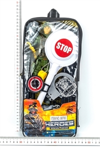 军事警察套装 - OBL770281