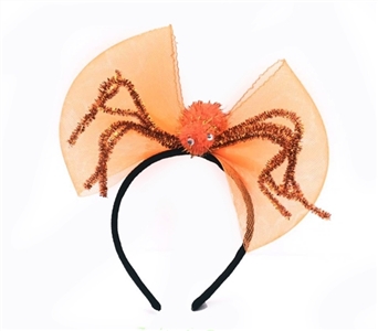 Yarn between fireworks headdress and spiders - OBL770795