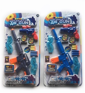 Hard plastic pump up three with soft bullet gun - OBL772489