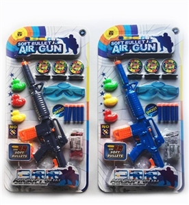 Hard plastic pump up three with soft bullet gun - OBL772493