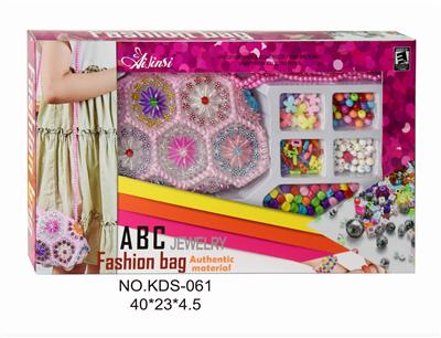 JEWELRY SET. - OBL831887