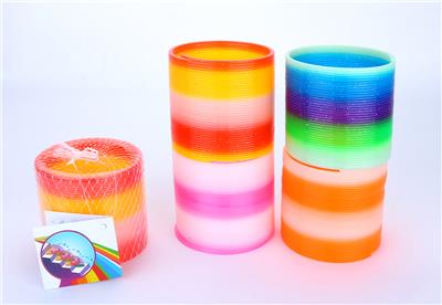 CRYSTAL-COLORED RAINBOW CIRCLE. - OBL832978