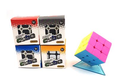 ENGLISH COLOR CUBE - OBL854964