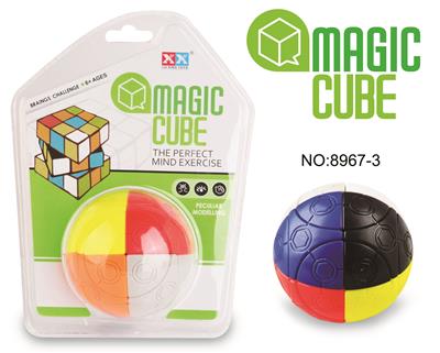 EIGHT COLOR FOOTBALL MAGIC CUBE - OBL855562