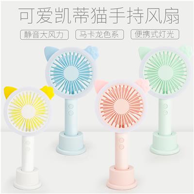 小猫充电LED台
灯风扇 - OBL871817