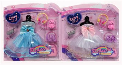 ELEVEN . 5-INCH BARBIE CLOTHES WITH ACCESSORIES - OBL883867
