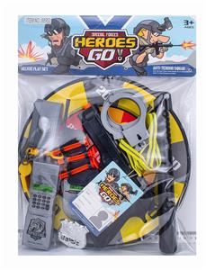 军事警察套装 - OBL898561