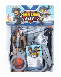 军事警察套装 - OBL898628