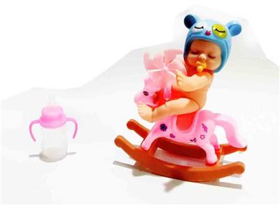 搪胶睡娃配婴儿摇马套装 - OBL920040