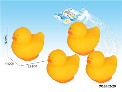 4只喷水小黄鸡 - OBL936708