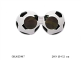OBL623947 - Big football glasses