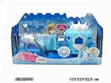 OBL628881 - Snow and ice crown colors carriage
