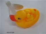 OBL637500 - Lining plastic ducks son (in the)