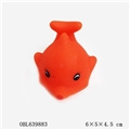 OBL639883 - 浴室戏水动物亲亲鱼