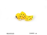 OBL655325 - Chain on the goldfish