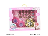 OBL666889 - Taste the cake