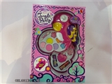 OBL681364 - The parrot cosmetics on the second floor