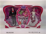 OBL682305 - A family of three