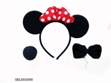 OBL684998 - Mickey is a three-piece