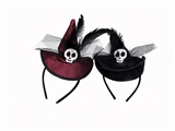 OBL721247 - The witch plus yarn and feather headdress and skulls