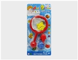 OBL724809 - Lining plastic animals with fish