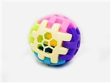 OBL733906 - Blocks the ball with bells