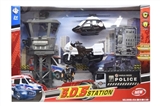 OBL734326 - 警察套装/（滑行）01警车，小摩托，小飞机，指挥塔，军人加配件