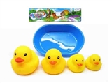 OBL764729 - 大中小黄鸭配浴盆（9CM/8CM/6CM/5CM)