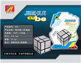 OBL820953 - SECOND ORDER MIRROR MAGIC CUBE / GOLD AND SILVER