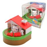 OBL844336 - THE CAT GRABS THE MOUSE AND SAVES THE MONEY POT.