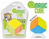 OBL855708 - MAPLE LEAF SOLID RUBIKS CUBE
