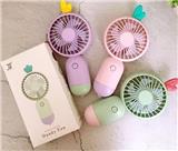 OBL869226 - THE LIGHT IS HANDHELD BY THE FAN