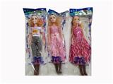 OBL874802 - THREE 18 INCH BARBIE MIXED
