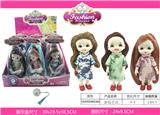 OBL883268 - BARBIE IN EGGS